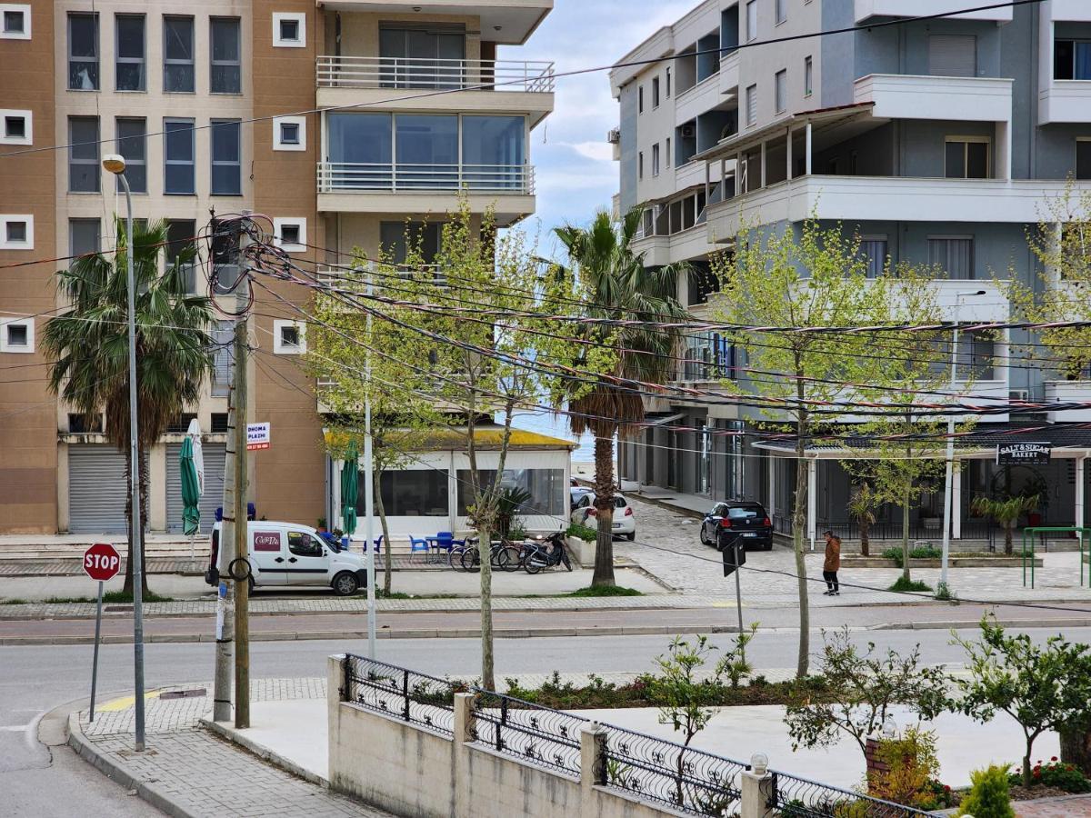 Blue Apartments Вльора Екстер'єр фото
