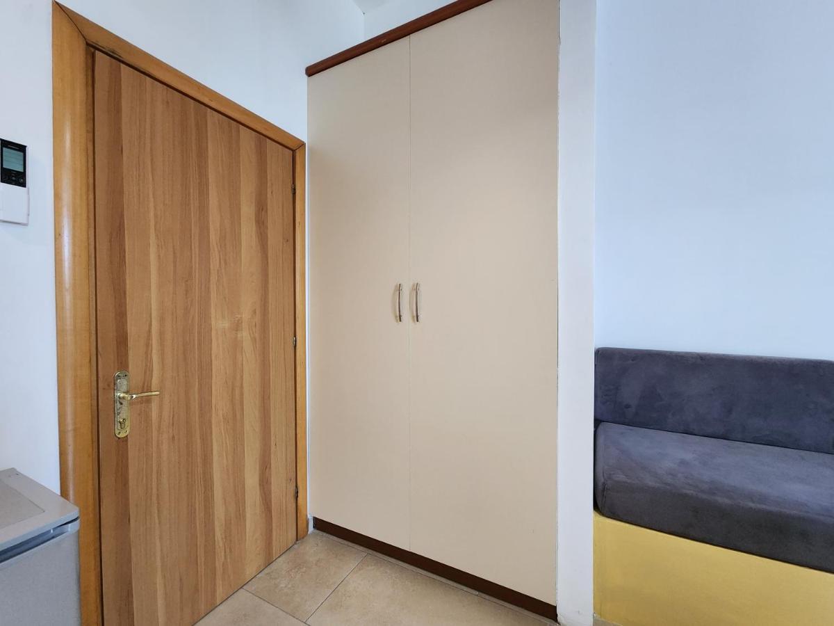 Blue Apartments Вльора Екстер'єр фото